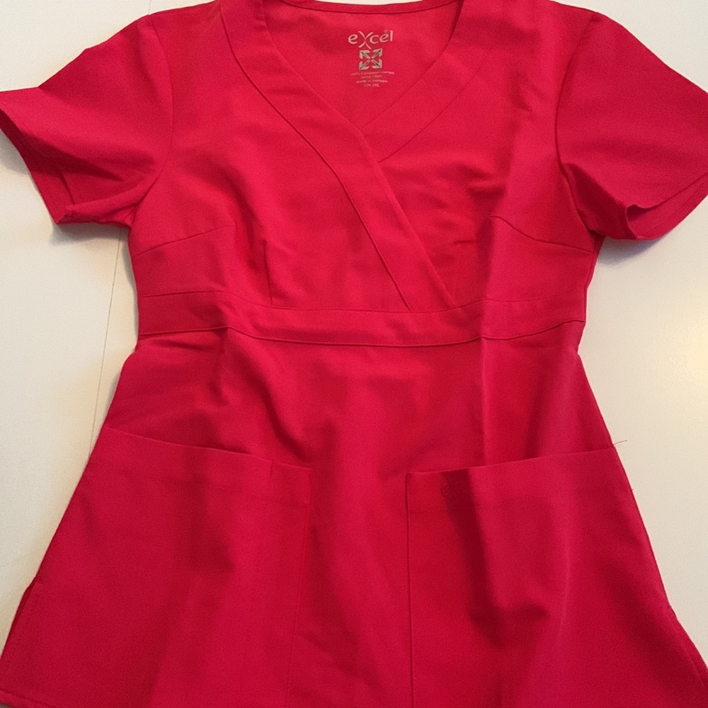 SCRUB TOP LOT! - Picture 7 of 13
